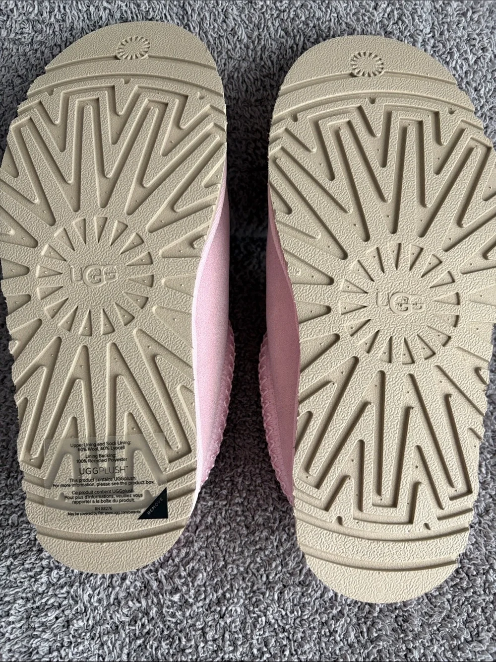 UGG Kids Pink Shearling-Lined Slip-On Clog